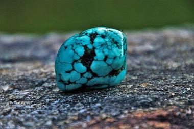 turquoise pierre 
