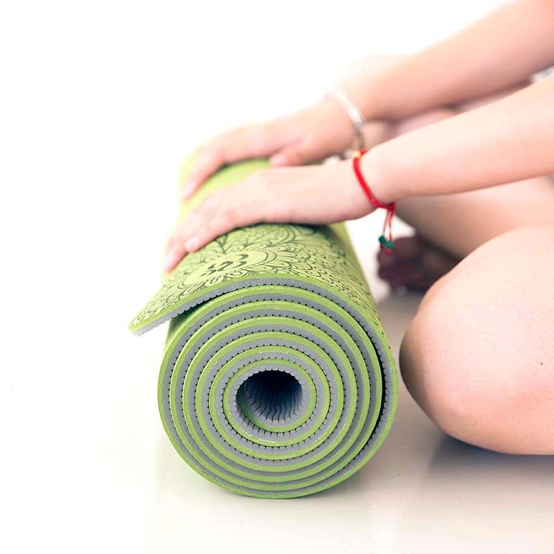 Relaxdays Tapis de yoga 1 cm épaisseur doux caoutchouc sangle